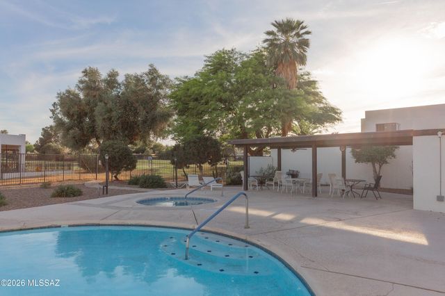 6698 E Paseo Dorado, Tucson, AZ 85715
