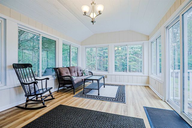 68 Waterford Drive, Sandown, NH 03873