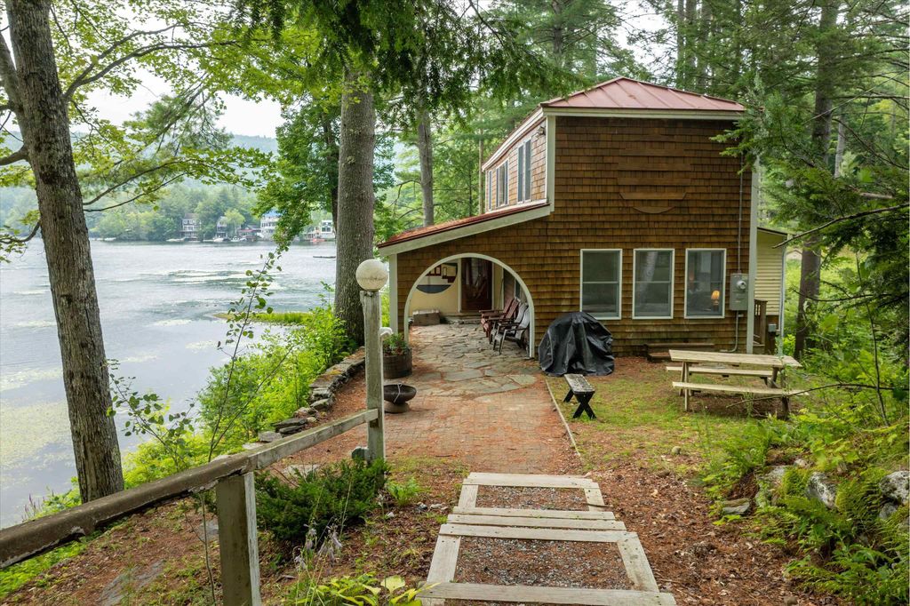 46 Carpenters Point Road, Ludlow, VT 05149