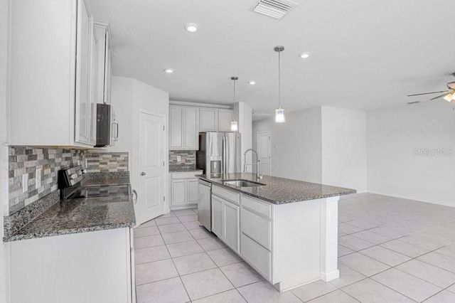 10677 GLIDING EAGLE WAY, Land O Lakes, FL 34638