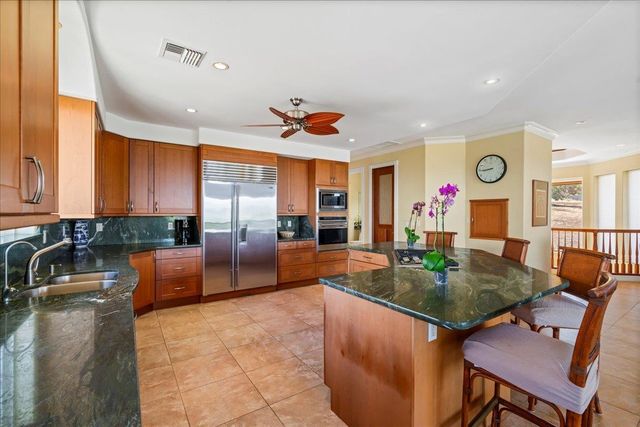 337 Aalii Way, Lahaina, HI 96761