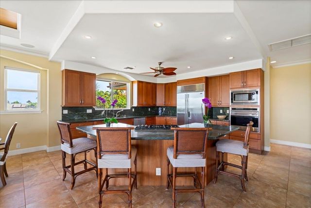 337 Aalii Way, Lahaina, HI 96761