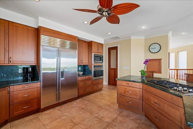 337 Aalii Way, Lahaina, HI 96761