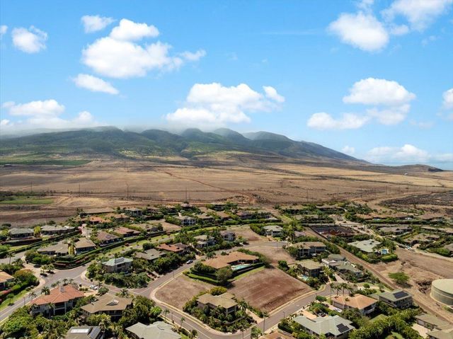 337 Aalii Way, Lahaina, HI 96761