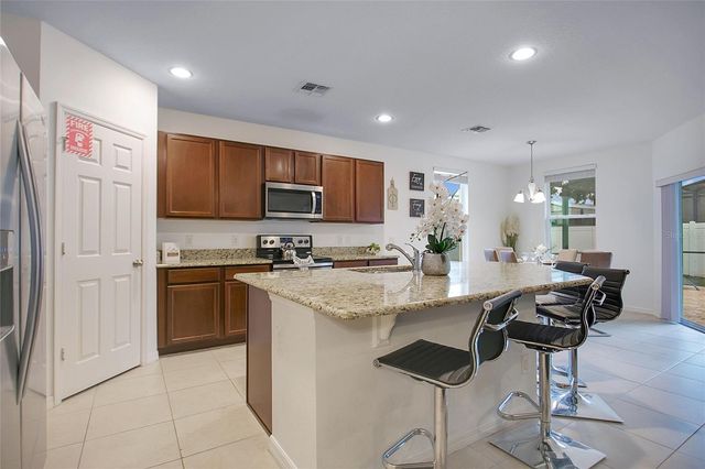 1338 YORKSHIRE COURT, Davenport, FL 33896