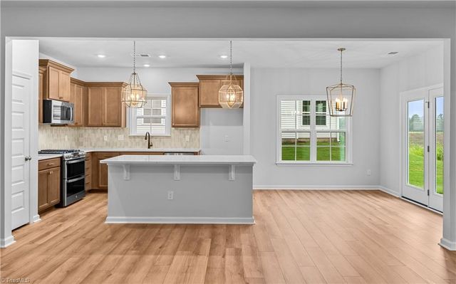 266 Yarrow Drive, Lexington, NC 27295