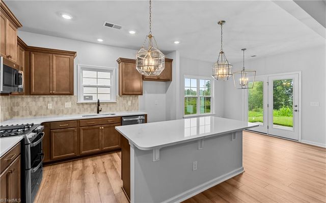 266 Yarrow Drive, Lexington, NC 27295