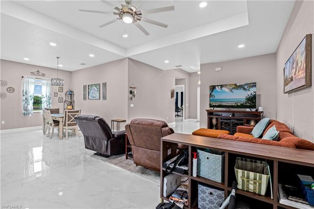 7005 Berwick CIR, Labelle, FL 33935