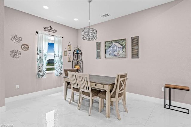 7005 Berwick CIR, Labelle, FL 33935