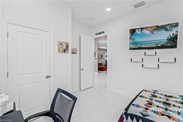 7005 Berwick CIR, Labelle, FL 33935