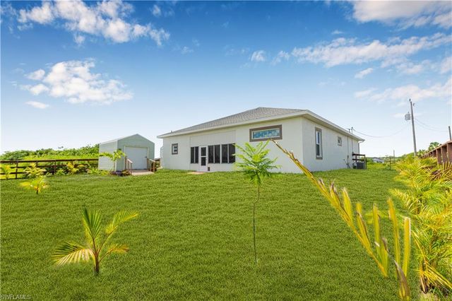 7005 Berwick CIR, Labelle, FL 33935