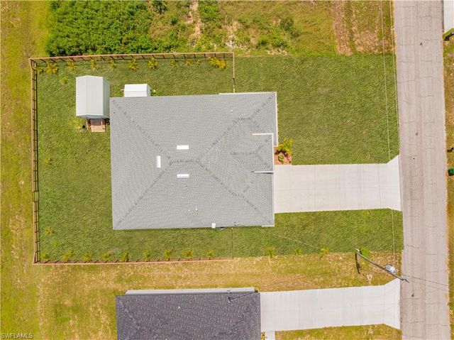 7005 Berwick CIR, Labelle, FL 33935