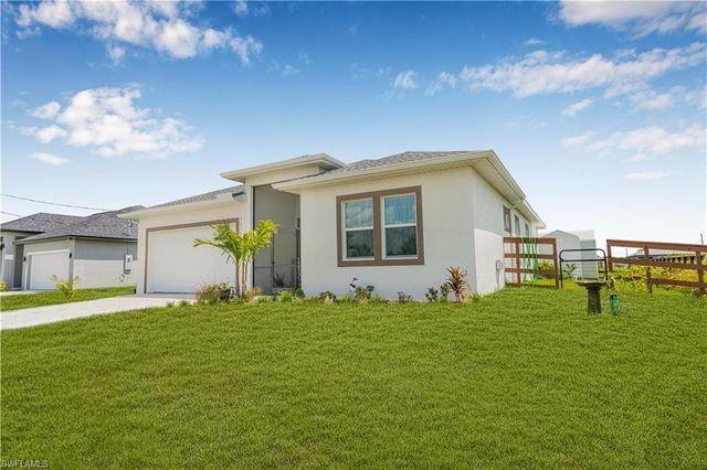 7005 Berwick CIR, Labelle, FL 33935