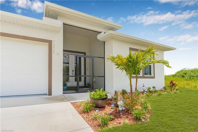 7005 Berwick CIR, Labelle, FL 33935