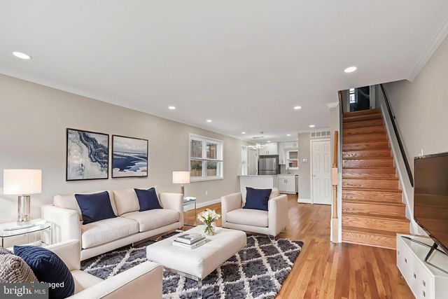 4117 USHER AVE, Alexandria, VA 22304