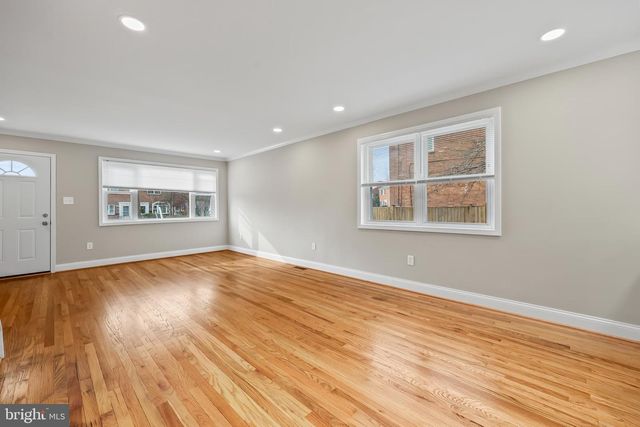 4117 USHER AVE, Alexandria, VA 22304