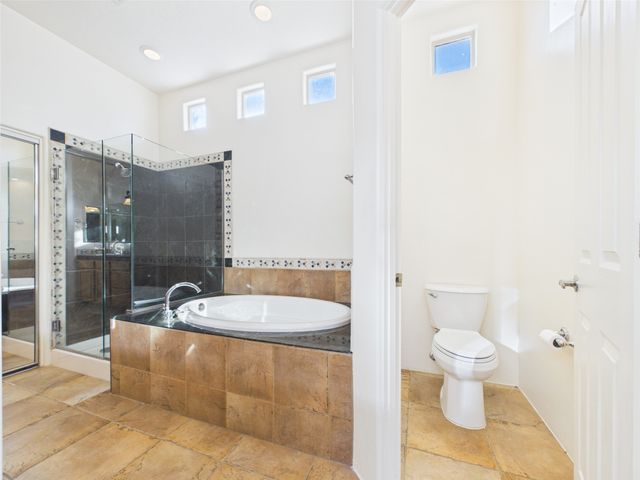 11 Cimarron Pass, Santa Fe, NM 87508