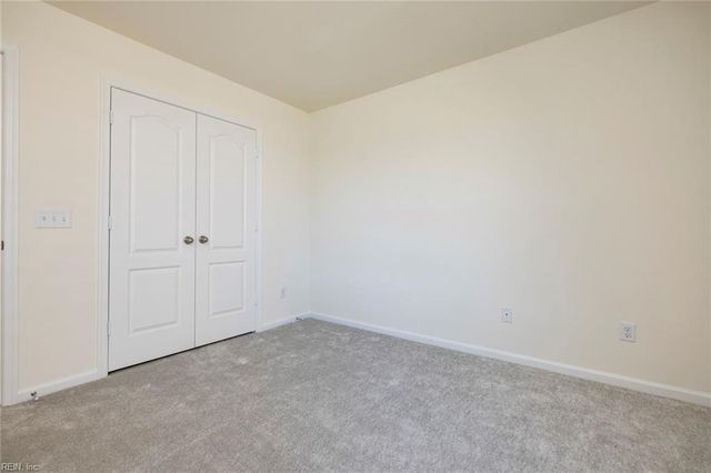 105 Corcoran LN, Suffolk, VA 23434