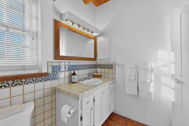 334 Otero 11-3, Santa Fe, NM 87501