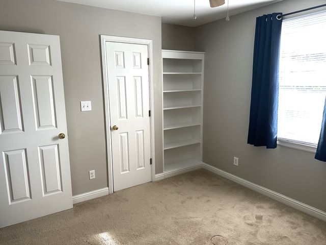 1816 Elizabeth Ct, Spring Hill, TN 37174
