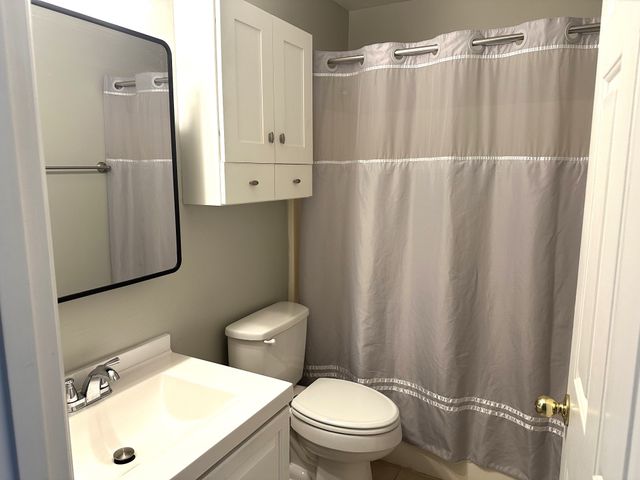 1816 Elizabeth Ct, Spring Hill, TN 37174