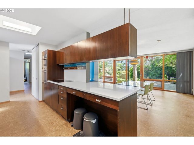 60 W 36th Ave, Eugene, OR 97405