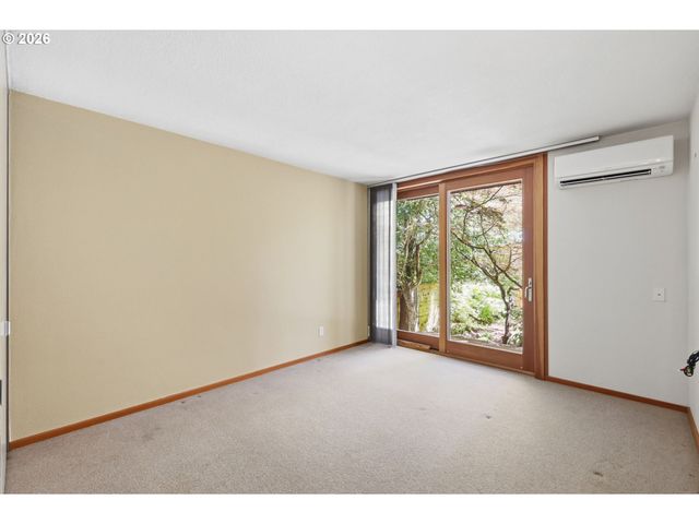 60 W 36th Ave, Eugene, OR 97405