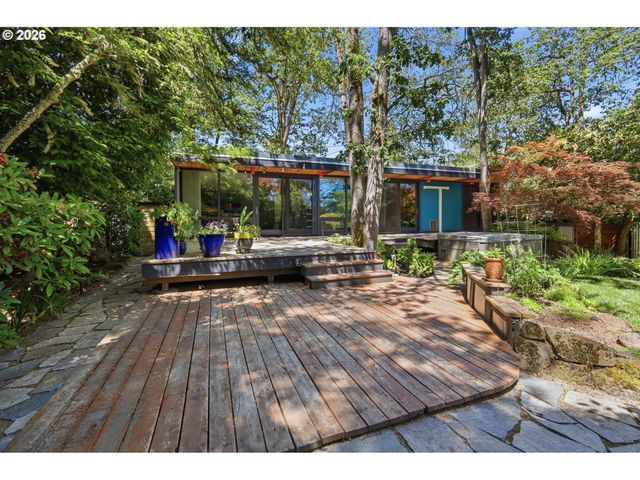 60 W 36th Ave, Eugene, OR 97405
