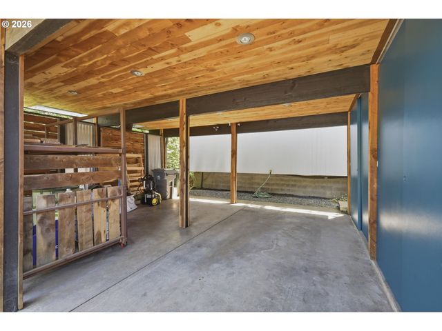 60 W 36th Ave, Eugene, OR 97405