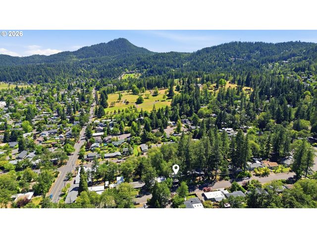 60 W 36th Ave, Eugene, OR 97405