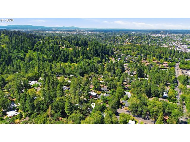 60 W 36th Ave, Eugene, OR 97405