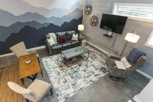 1064B 2nd Ave, S, Nashville, TN 37210