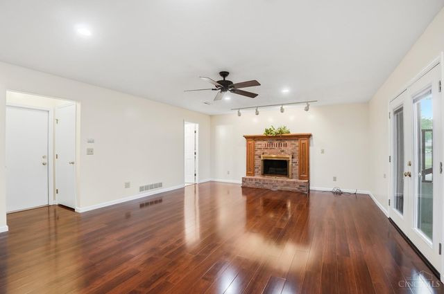 137 Palm Springs Drive, Fairfield, OH 45014