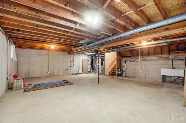 137 Palm Springs Drive, Fairfield, OH 45014