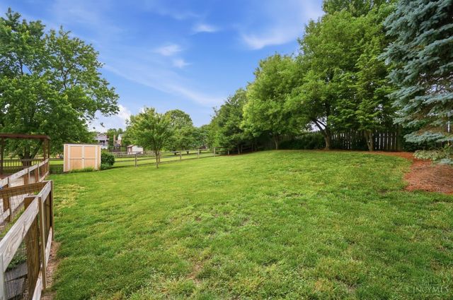 137 Palm Springs Drive, Fairfield, OH 45014