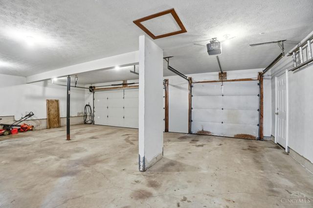 137 Palm Springs Drive, Fairfield, OH 45014