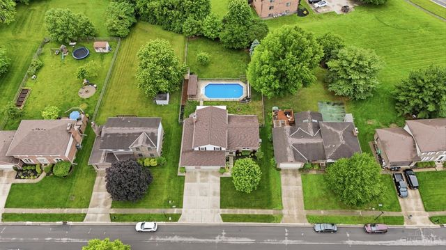 137 Palm Springs Drive, Fairfield, OH 45014
