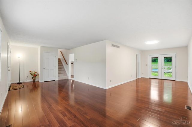 137 Palm Springs Drive, Fairfield, OH 45014