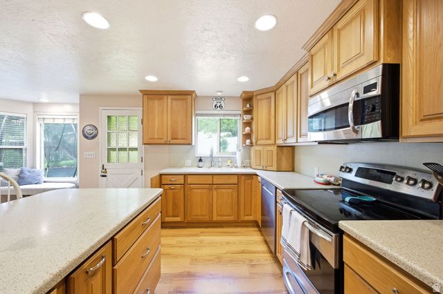506 HOLIDAY DR, Brigham City, UT 84302