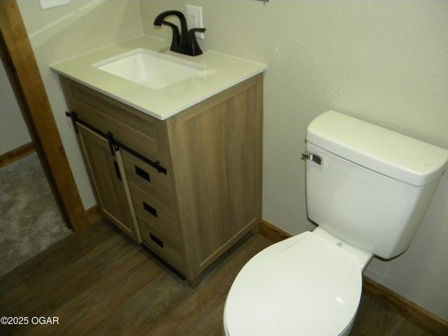 8762 Oak Road, Carthage, MO 64836