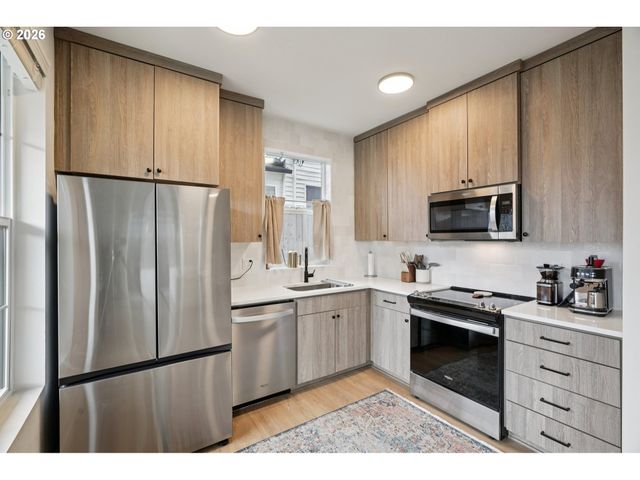 5106 Ne 24TH Ave 1, Portland, OR 97211