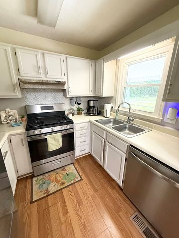 62 Melvin Harris Road, Manchester, GA 31816