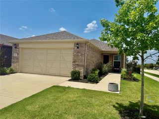 1267 Bright Stars Drive, Little Elm, TX 76227