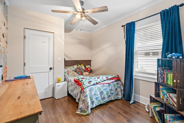 6226 N Niagara Avenue, Chicago, IL 60631