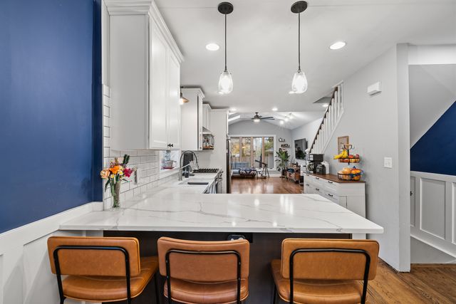 6226 N Niagara Avenue, Chicago, IL 60631