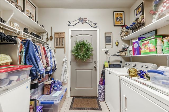 3815 Harvey Road, College Station, TX 77845