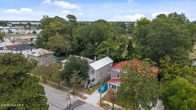 812 Bern Street, New Bern, NC 28560