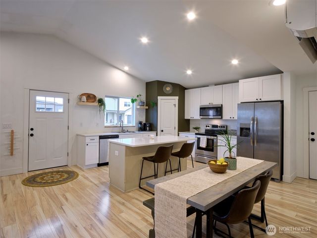 1015 Peach Road, Winlock, WA 98596