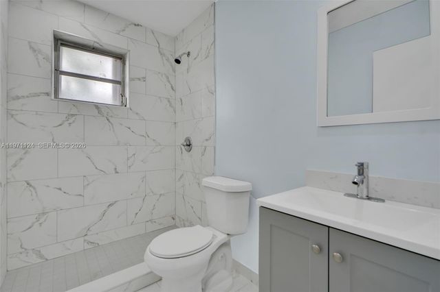 8772 SW 27th St 8772, Miami, FL 33165