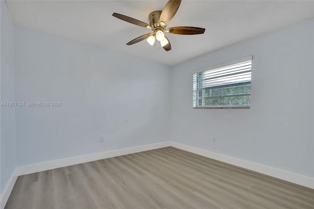 8772 SW 27th St 8772, Miami, FL 33165